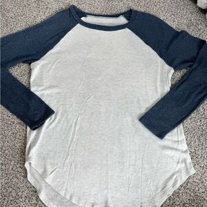American Eagle Outfitters Two-Tone Raglan Long Sleeve Top - Navy and Light Gray